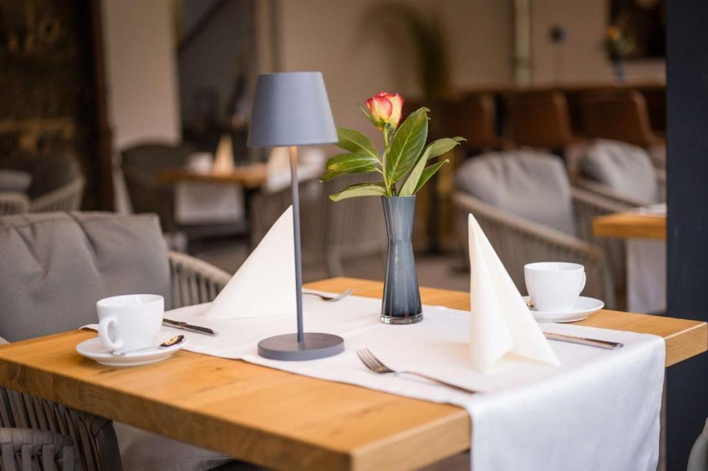 Hotel Donaublick Scheer Екстер'єр фото